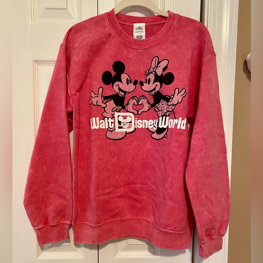 WDW Mickey & Minnie Valentine’s Day 2025 Sweatshirt